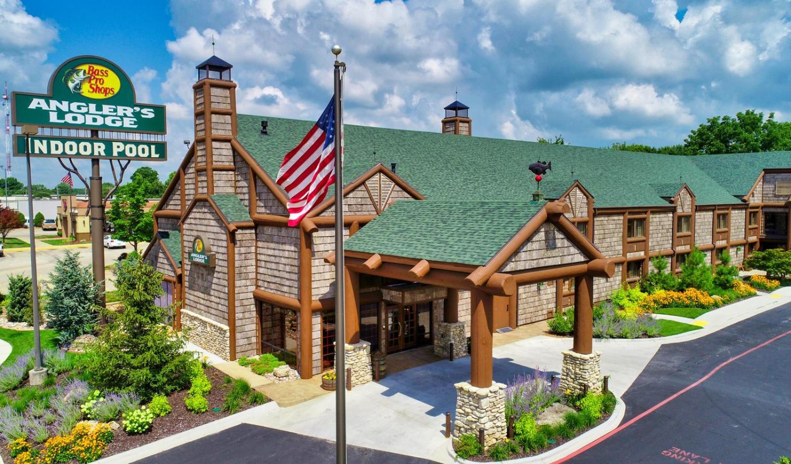 Bass Pro Shops Angler'S Lodge Springfield Exterior photo